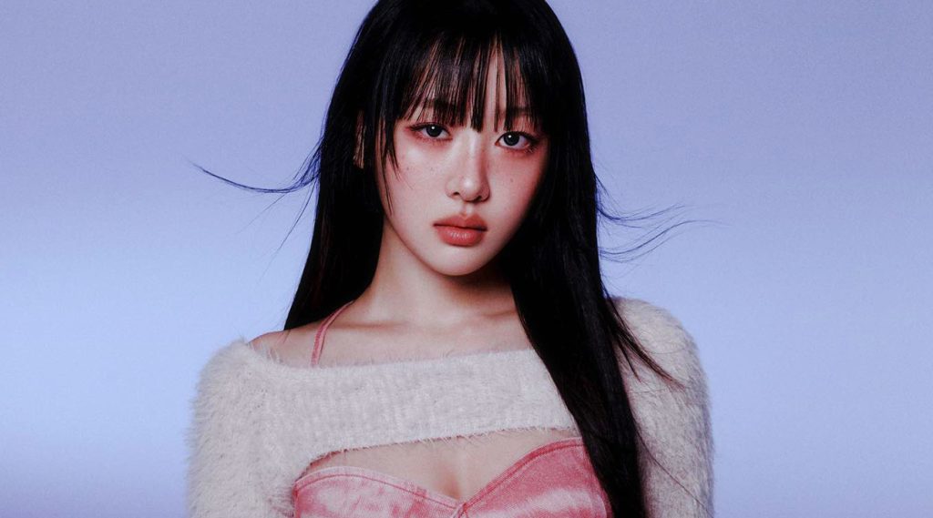 Yves, with her first solo EP, also sought to define her own vocals — one of the main reasons she opted to go solo rather than join another girl group. Kpoppie, Breaking Kpop News Daily