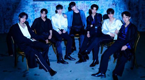 The K-pop boy band EVNNE has been wowing fans around the world on their highly anticipated global tour. In a surprising twist, the group has expressed their admiration for renowned Indian artists Arijit Singh and Jasleen Royal, even incorporating the duo's hit song "Heeriye" into their setlist. This cross-cultural musical exchange has delighted audiences and showcased the universal appeal of great music