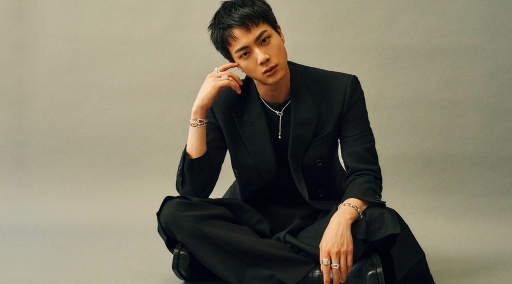 K-pop continues to make waves in the fashion world, with idols gracing the covers of prestigious magazines. Two recent notable examples showcase the industry's diverse talent: rising group ZEROBASEONE (ZB1) and BTS member Jin.