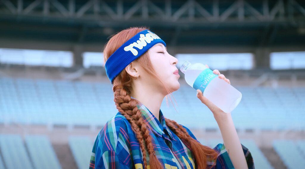 Moon Byul, a member of the popular K-pop group MAMAMOO, has just released her latest music video titled "내 친구의 친구 얘기인데 (Is This Love?)". The video premiered on August 21, 2024, and has already garnered significant attention, amassing nearly 400,000 views within hours of its release.