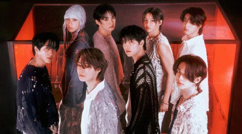 Stray Kids, the popular South Korean boy band, is making headlines again, but this time it's not just for their music. Recently, an interview with the group published in Billboard sparked controversy among fans, known as "Stays."