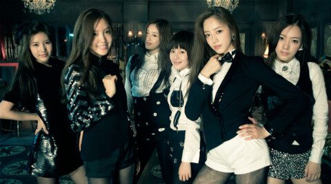 T-ara, the iconic K-pop girl group, is set to celebrate their 15th anniversary with a special fan meeting in Macau this September. This momentous occasion marks a significant milestone for the group, which debuted in 2009 and has since become a staple in the K-pop industry. Known for their catchy hits like "Bo Peep Bo Peep," "Lies," and "Roly-Poly," T-ara has garnered a dedicated fanbase, affectionately known as QUEEN'S, who have supported them throughout their evolving journey.