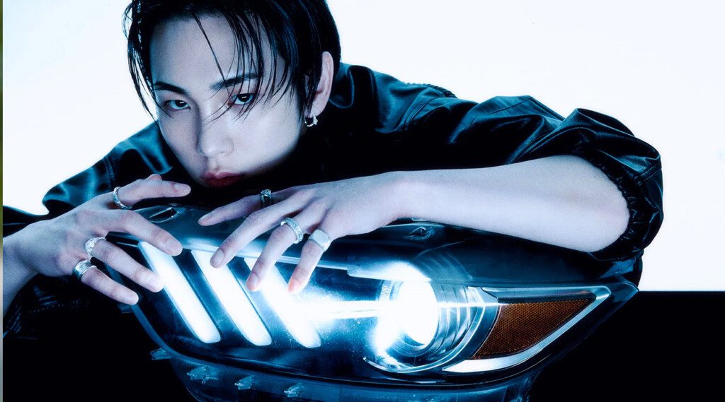 KEY, the multi-talented member of the iconic K-pop group SHINee, has once again captivated fans with his latest appearance in Vogue Korea's October 2024 issue. This pictorial showcases KEY's undeniable charisma and fashion-forward sensibilities, further cementing his status as a style icon in the K-pop industry.