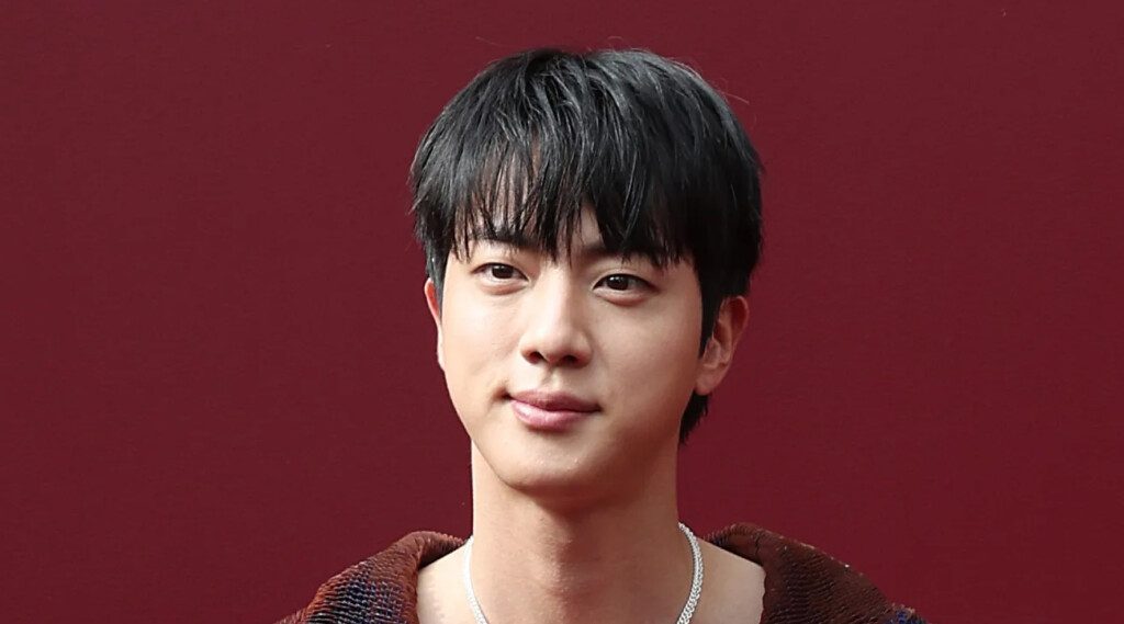 In a thrilling announcement that has set the K-pop world abuzz, BTS member Jin is ready to captivate fans with his first solo album, "Happy," set to release on November 15, 20241. The concept photos for the "Journey Ver." of the album have just been unveiled, offering a tantalizing glimpse into the musical adventure that awaits ARMY and music lovers alike.