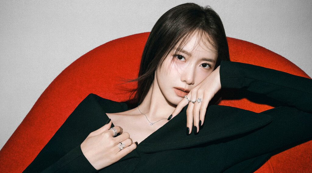 The pictorial preview, released on November 16, 2024, has already captured the hearts of fans and fashion enthusiasts alike