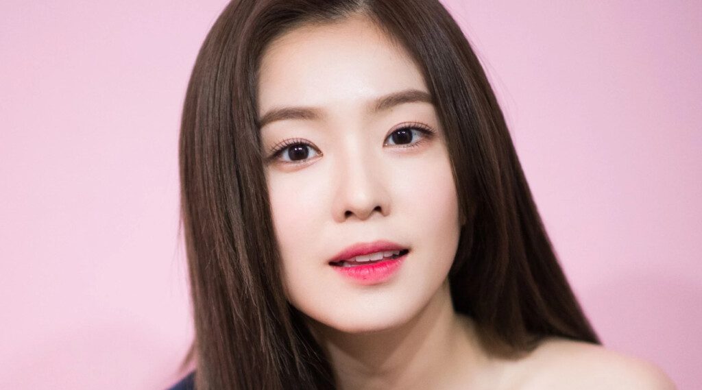 K-pop sensation Irene, leader of the popular girl group Red Velvet, has once again captivated fans with her stunning appearance on the cover of GRAZIA China's December 2024 issue. The magazine's 692nd edition showcases Irene in a mesmerizing pictorial that highlights her timeless beauty and fashion prowess