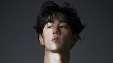 GOT7's Mark Tuan graces the January 2025 issue of Esquire Hong Kong, captivating fans with a stunning pictorial that showcases his unique style and charisma. The feature not only highlights his fashion sense but also includes an insightful interview where Mark reflects on his journey as a solo artist