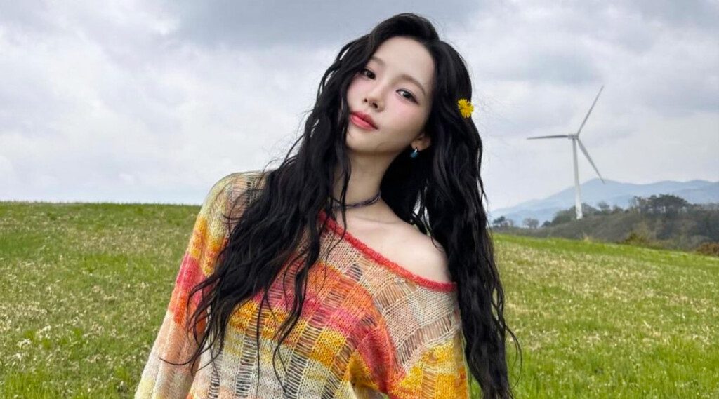 n a dazzling fusion of K-pop glamour and iconic streetwear, Karina from the popular girl group aespa has graced the digital cover of GQ Korea's March 2025 issue, showcasing a striking collaboration with Converse