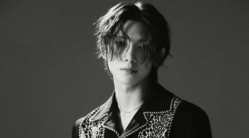 ATEEZ’s Yeosang has captivated fans with a bold transformation in his latest solo feature for Esquire Korea’s May 2025 issue, showcasing a striking black-and-white photoshoot alongside a Doberman named Bongman