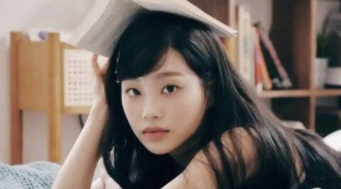 Chuu, the Korean singer now under ATRP and formerly a beloved member of LOONA and its sub-unit yyxy, continues to carve out her own path as a solo artist. After her successful solo debut with the mini album "Howl" in October 2023, Chuu has returned with new music