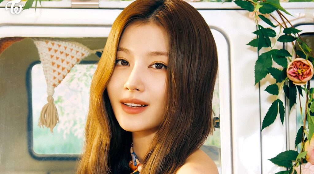 TWICE’s Sana is capturing hearts once again, this time as the star of Marie Claire Korea’s May 2025 issue in an exclusive collaboration with luxury fashion powerhouse Prada. The newly released pictorial preview has already sparked a wave of excitement across social media, with fans and fashion enthusiasts alike praising Sana’s sophisticated visuals and undeniable charisma