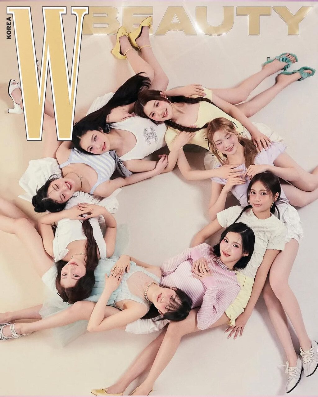 W Korea dan Chanel Beauty 9 heart a15