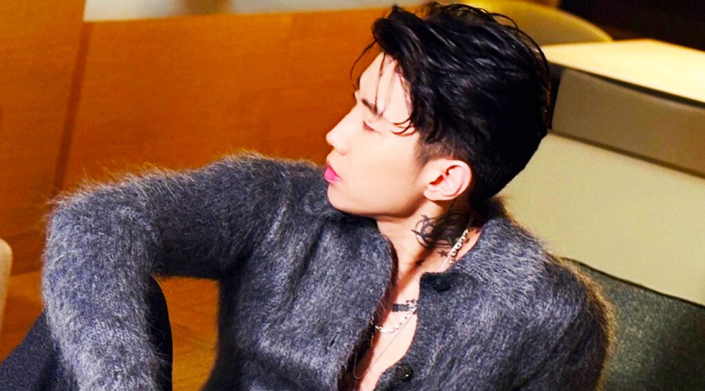 In the September issue of MEN Noblesse, Jay Park stands not just as a musician, mogul, and cultural provocateur, but as a fully realized style icon—an avatar of modern masculinity clothed in the language of luxury.