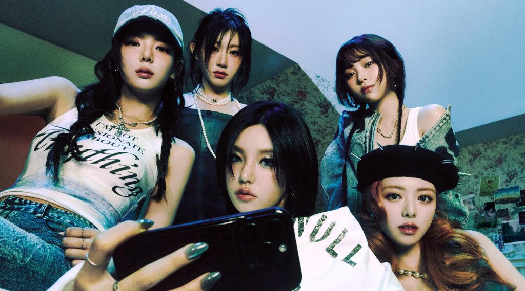 ITZY is set to deepen their connection with fans through their highly anticipated 4th official fan meeting titled "ITZY MIDZY, LET’S FLY! ON AIR,"