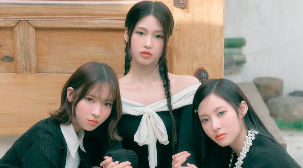 RESCENE Unveils Kitto Taiwan in a Striking September 2025 Pictorial for early autumn