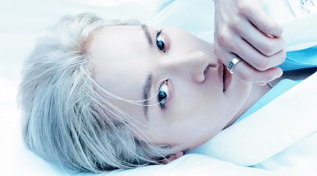 Stray Kids Lee Know Teams Up with Gucci for Harper’s BAZAAR Korea November 2025 Cover, Blending K-pop Vibes with Global Fashion