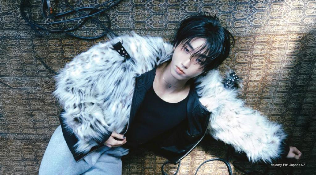 Stray Kids’ HAN Sets His Own Pace in GQ Korea’s January 2026 HOKA Editorial: Fur Bombers, Performance Sneakers and the Rise of a New Fashion Icon