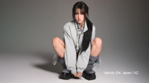 STAYC’s Yoon Shines in GQ Korea’s January 2026 Issue: A High-Fashion Editorial Breakdown