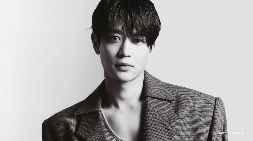 SHINee Minho GQ Korea February 2026 pictorial sculptural pose suit denim