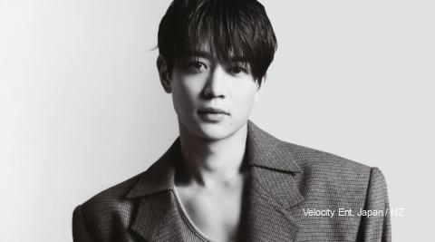 SHINee Minho GQ Korea February 2026 pictorial sculptural pose suit denim